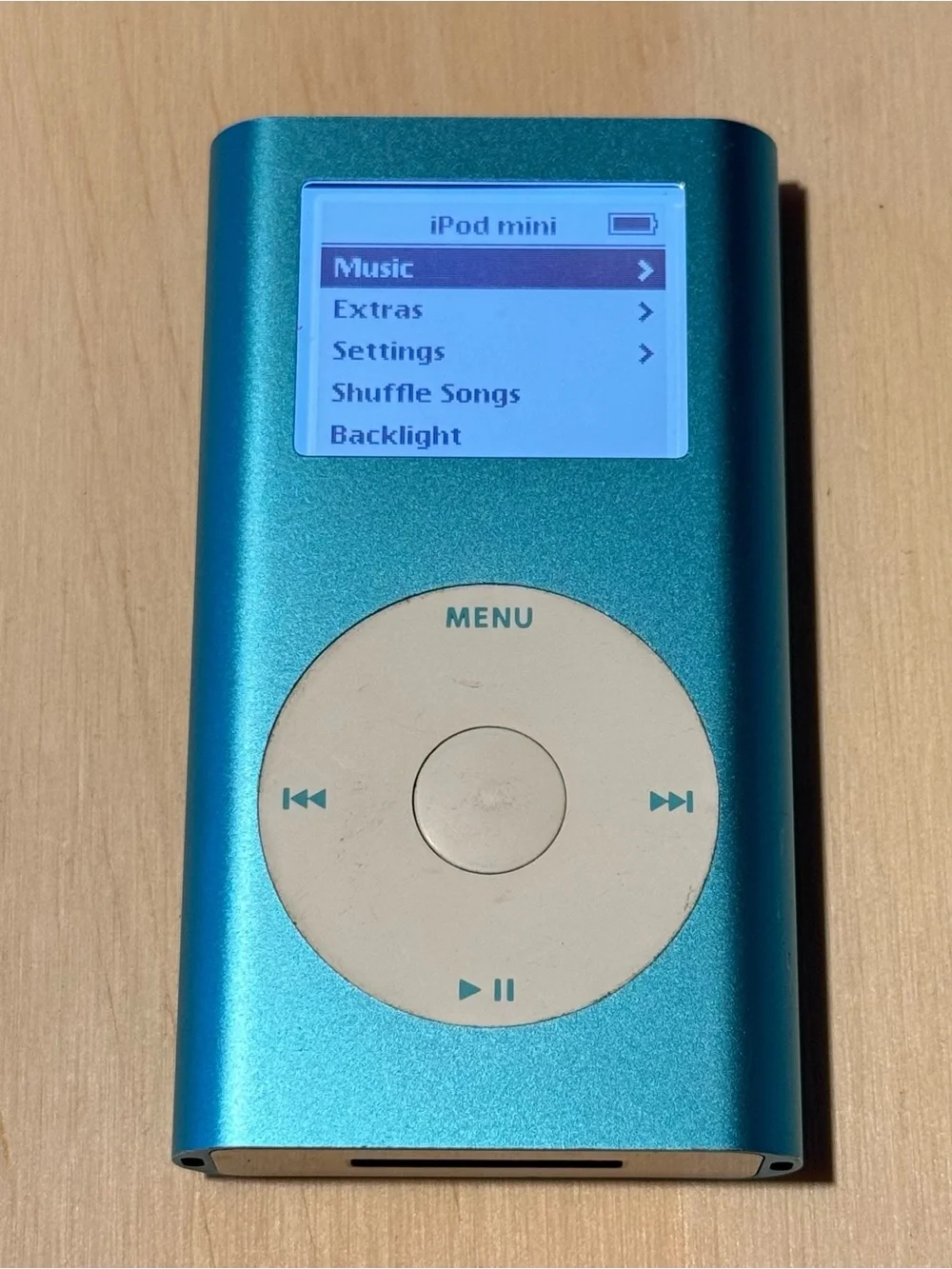 iPod Mini 1st Gen Model:A1051 6GB Blue Tested Good w/676 Song Read Info Below!!